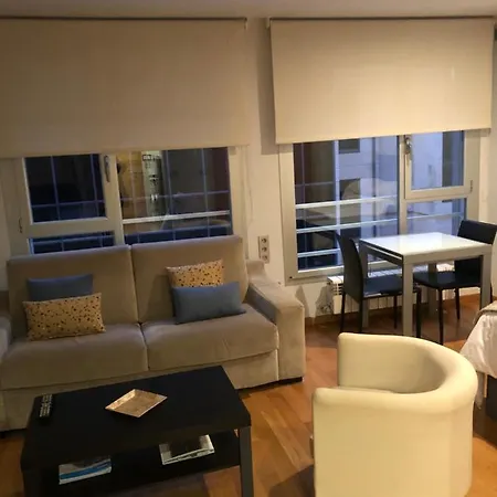 Contemporaneo Y Centrico * Vigo